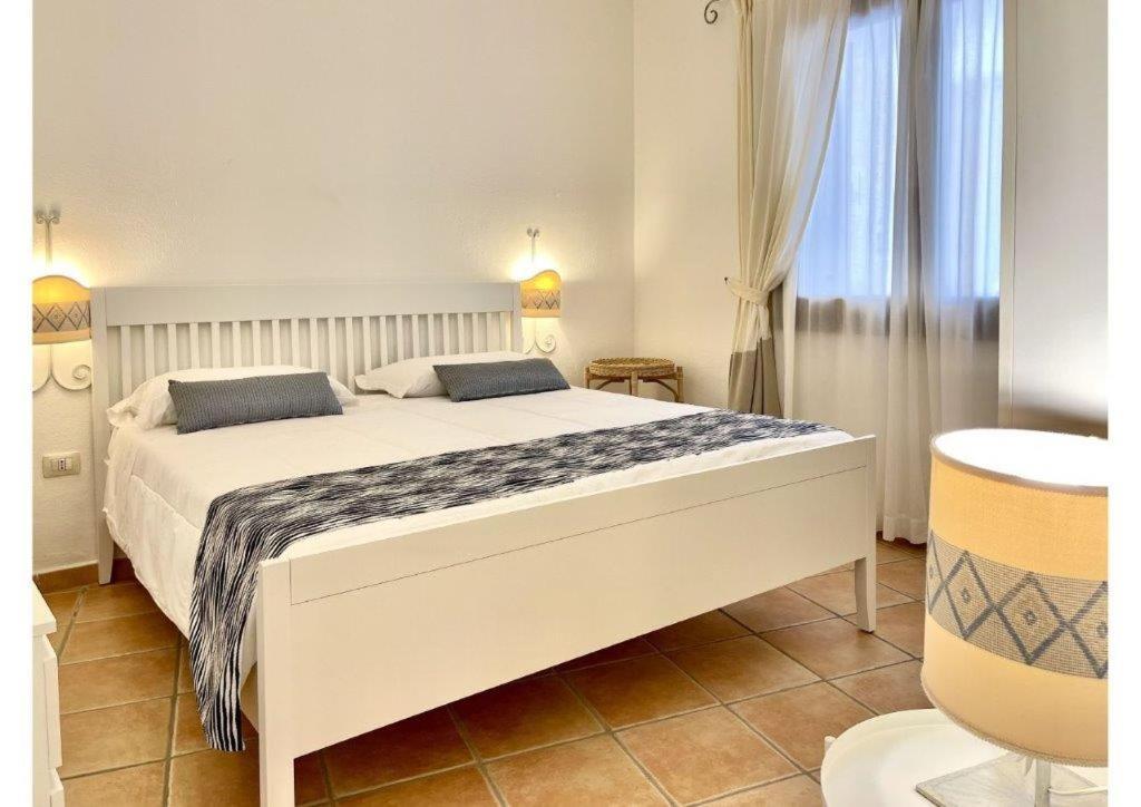 포르토 오티올루 Le Residenze Sul Mare B6 아파트 외부 사진