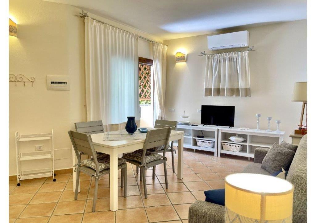 포르토 오티올루 Le Residenze Sul Mare B6 아파트 외부 사진