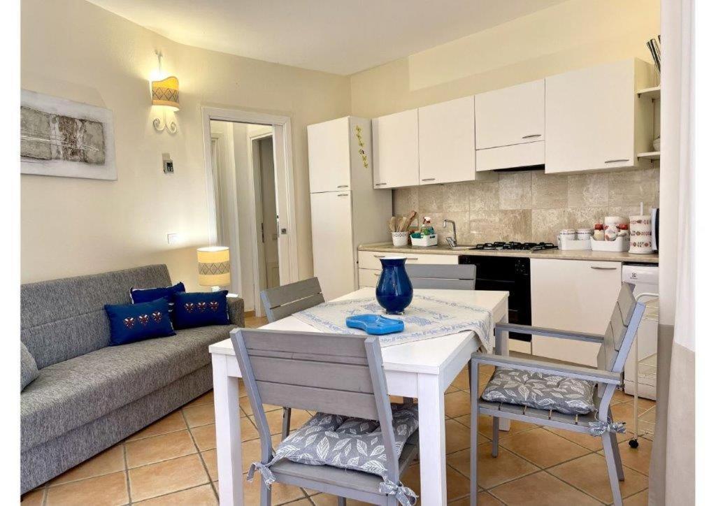 포르토 오티올루 Le Residenze Sul Mare B6 아파트 외부 사진