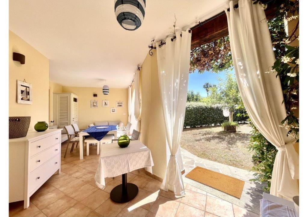 포르토 오티올루 Le Residenze Sul Mare B6 아파트 외부 사진